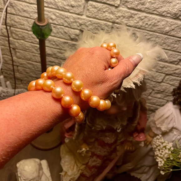 Authentic golden pink south sea pearl necklace - Picture 11 of 16